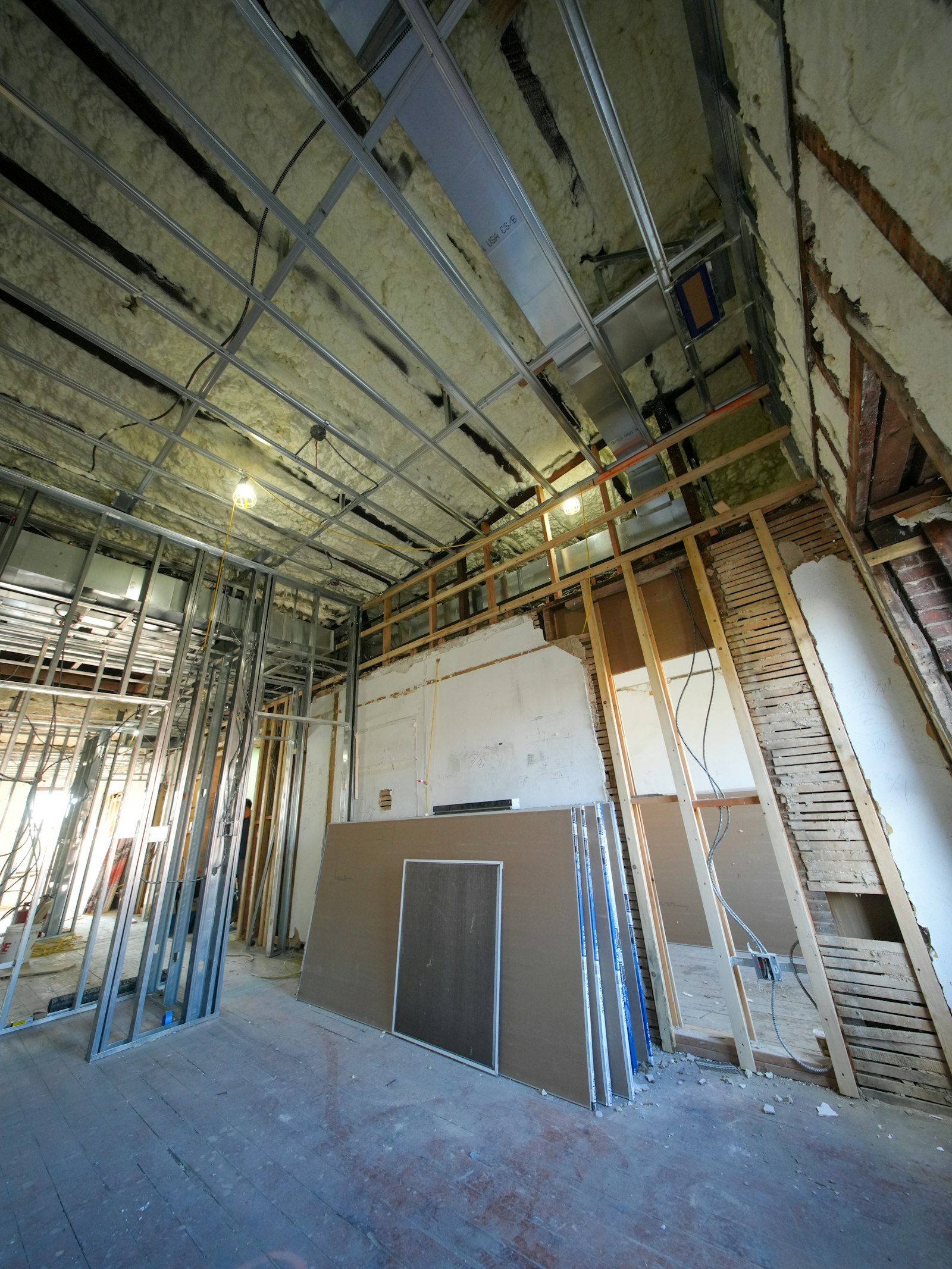 Drywall installation and finish work — illustrative of RL Remodeling's drywall and plaster repair services.